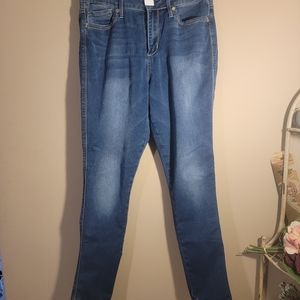 Seven7 High Rise Skinny Jeans
